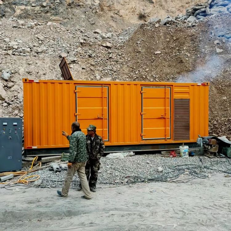 铜梁如何选择适合自己的 800KW 柴油发电机组?