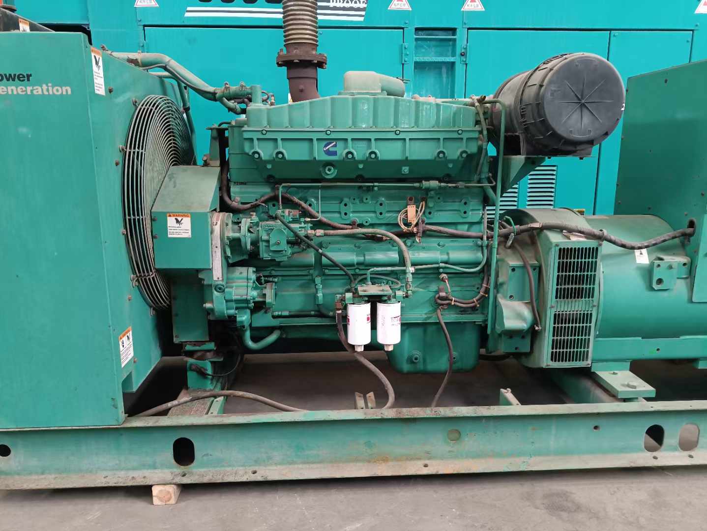 铜梁过载会对 600kW 柴油发电机组造成哪些损害?
