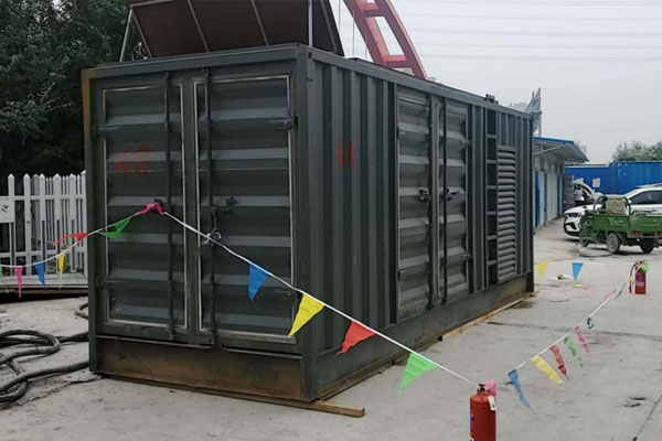 铜梁发电机租赁空气滤清器多久更换一次?